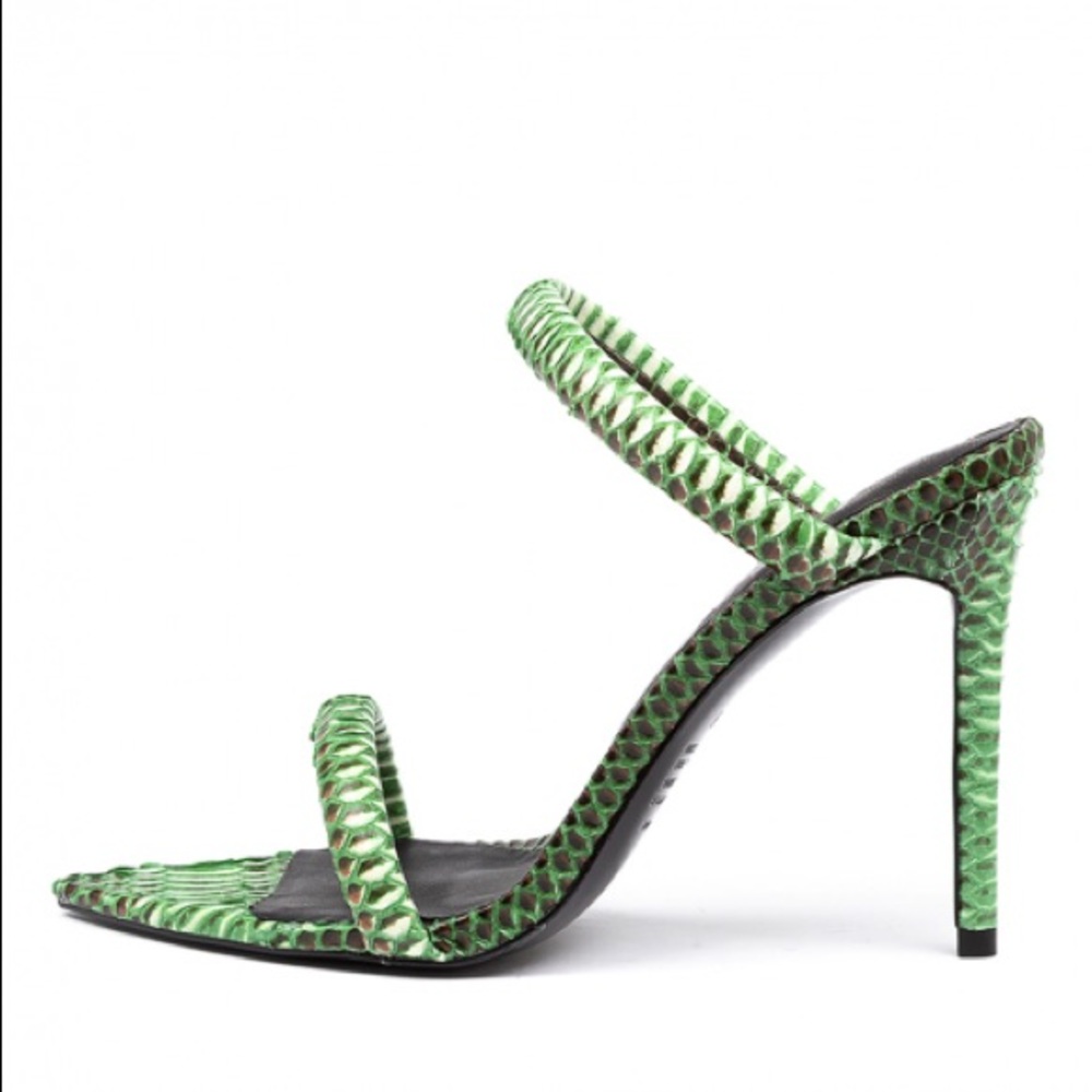 Alias Mae Dua Snakeskin Heels BRAND NEW IN BOX